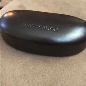 Original Louis Vuitton case for your sunglasses